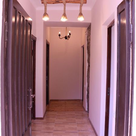 Yekhegis Legend Guest House מראה חיצוני תמונה