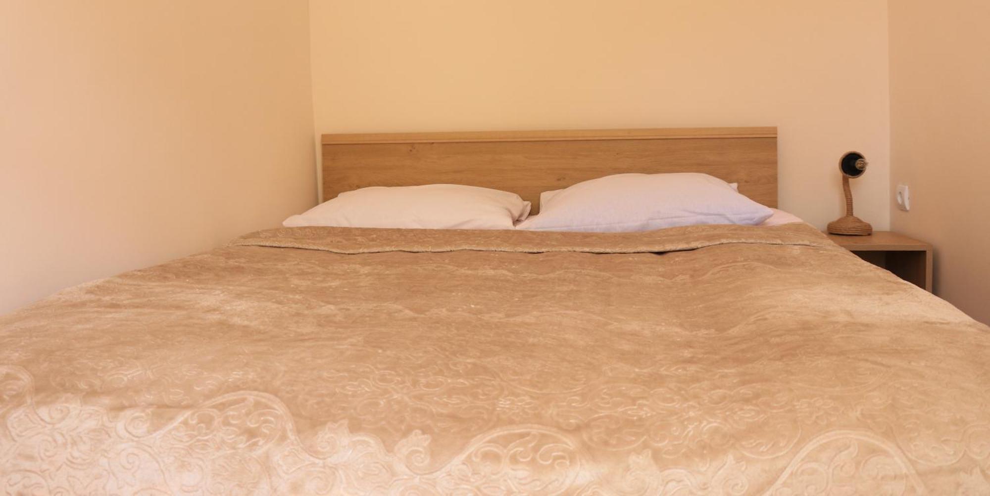 Yekhegis Legend Guest House מראה חיצוני תמונה
