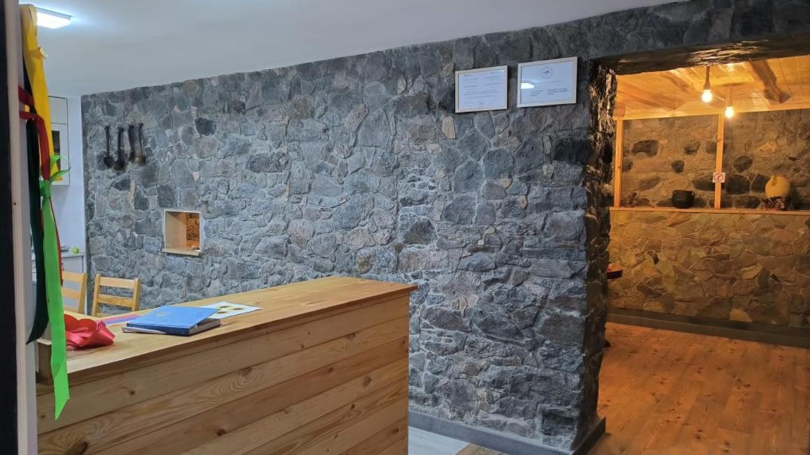 Yekhegis Legend Guest House מראה חיצוני תמונה
