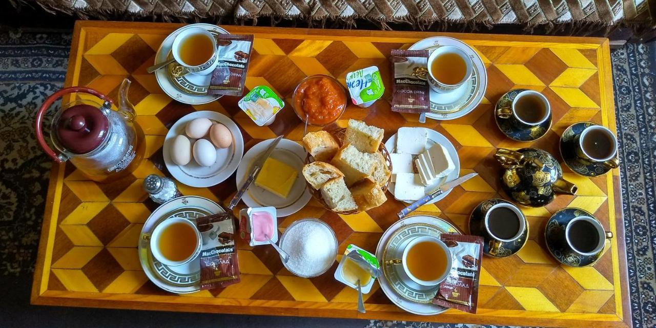 Yekhegis Legend Guest House מראה חיצוני תמונה
